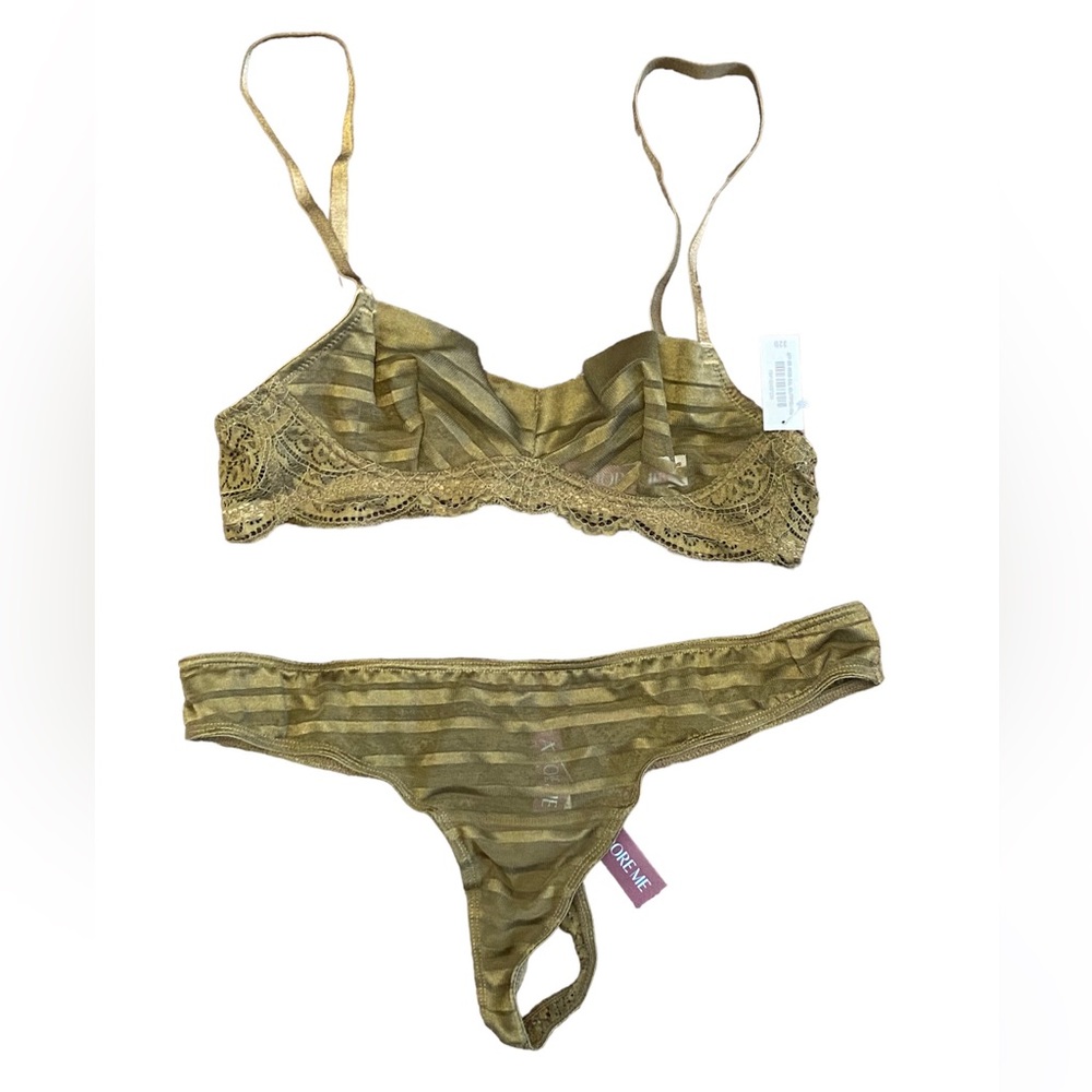 Adore Me Nicolette Unlined Bra and Panty Set